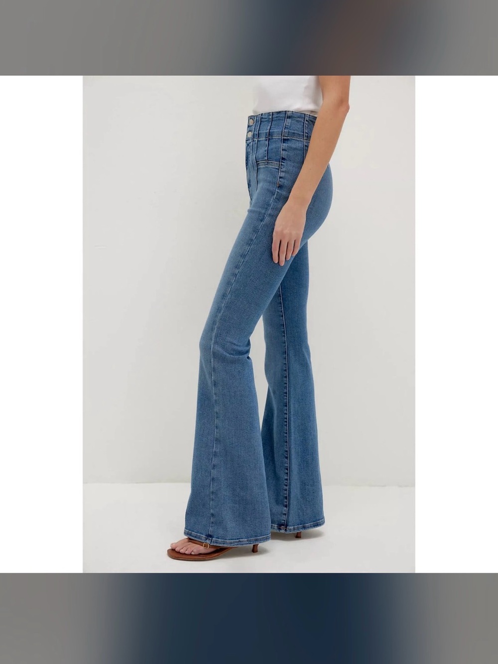 NWOT We The Free Jayde Flare jeans 🔥 - Picture 3 of 7